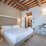 Hotel Relais Dell'olmo 4*