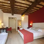 Relais Dell'olmo Hotel 4*