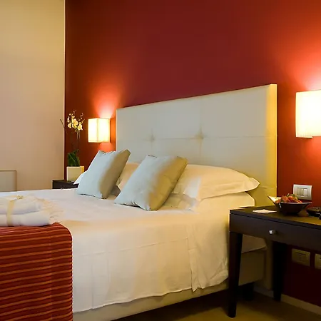 Relais Dell'olmo Otel
