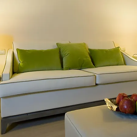 Relais Dell'olmo Отель 4*