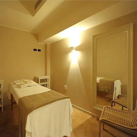 Relais Dell'olmo Отель 4*