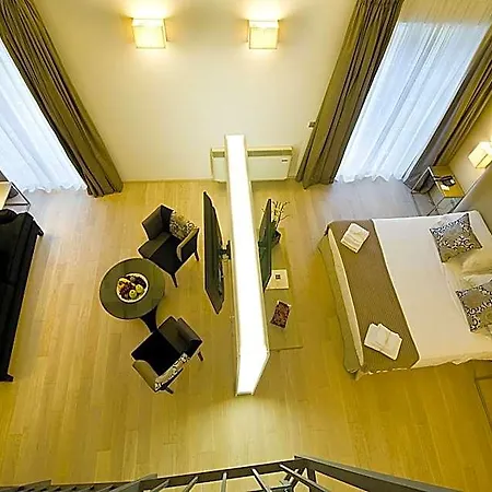 Relais Dell'olmo Otel 4*