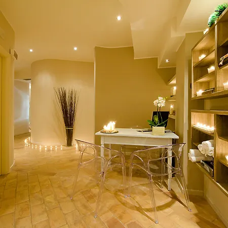 Relais Dell'olmo Otel