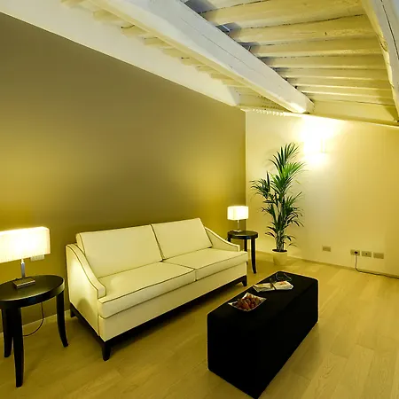 Relais Dell'olmo Otel 4*