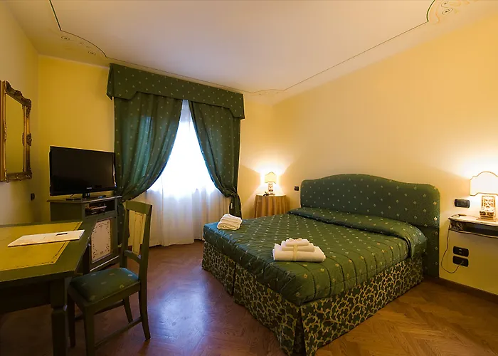 فندق Relais Dell'olmo 4*